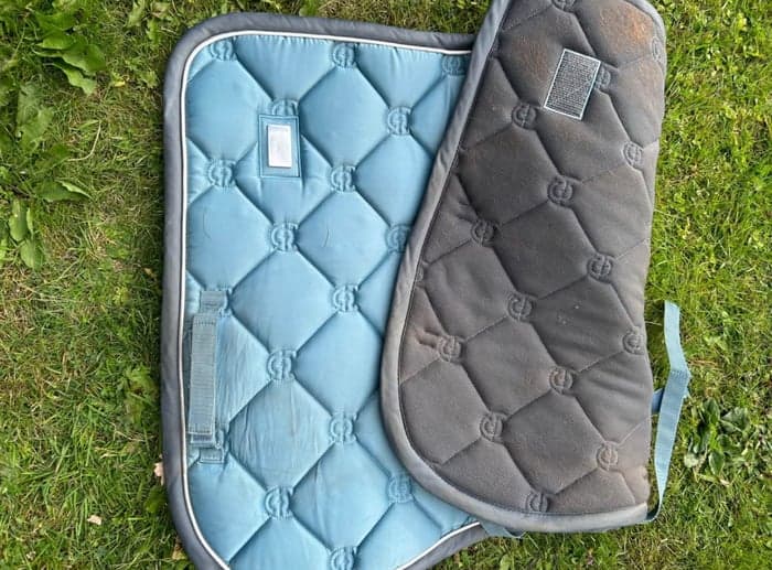 Media 1 of Blått equestrian Stockholm schabrak 