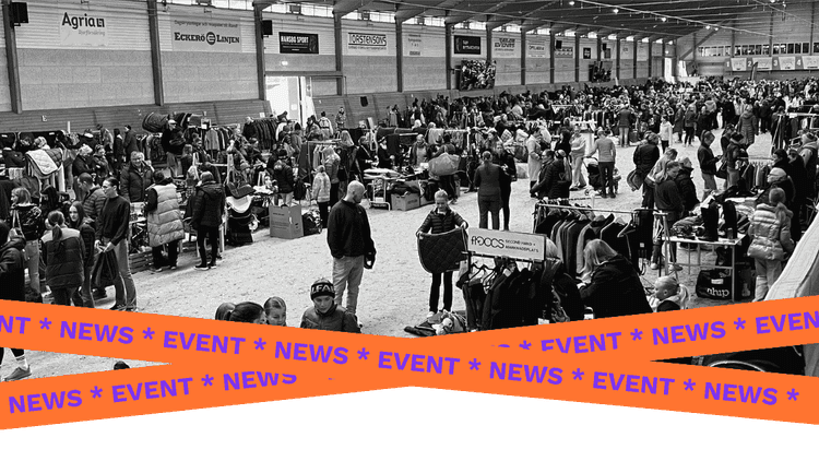 Hästloppis i ridhus med massor av säljare och köpare av hästutrustning och ryttarutrustning.